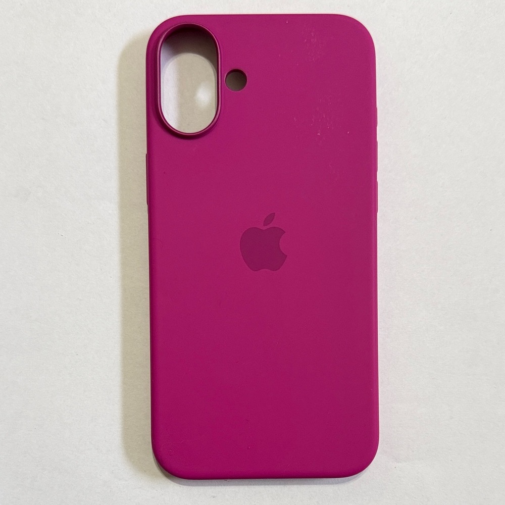 Apple Fuchsia Silicone iPhone 16 Plus Case